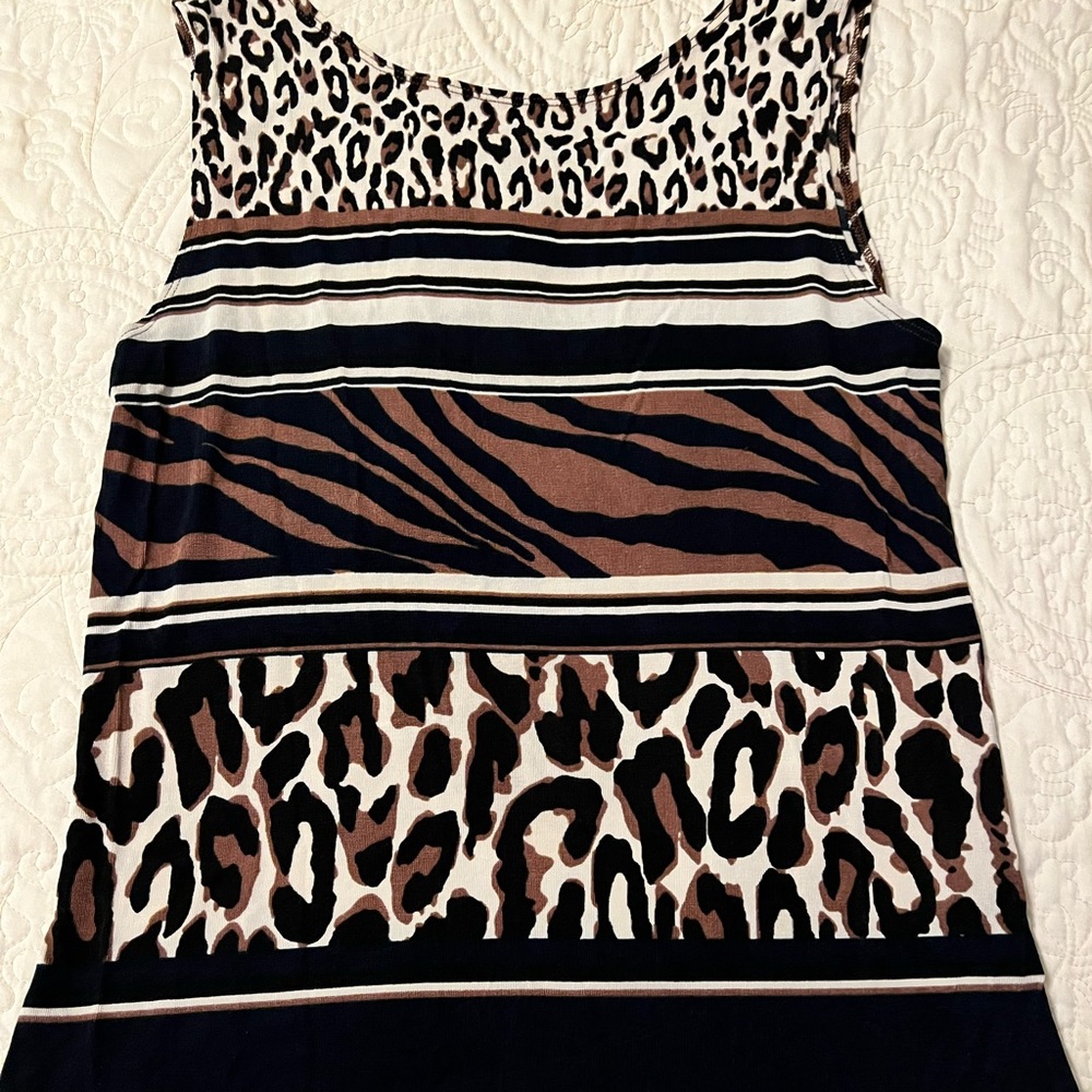 CHICO’S TRAVELERS SIZE 1 MULTISTRIPE TANK TOP